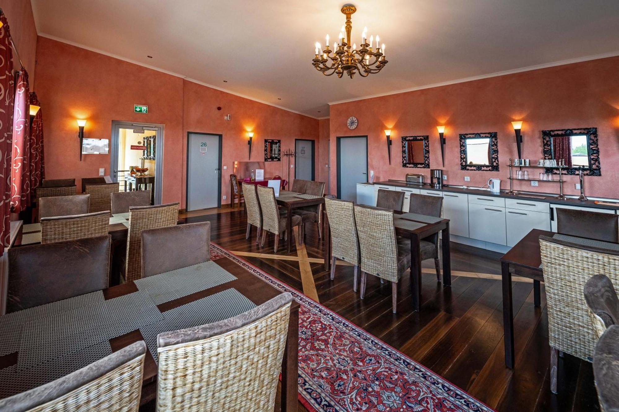 7O'Clock - Hotel Hannover Laatzen Extérieur photo